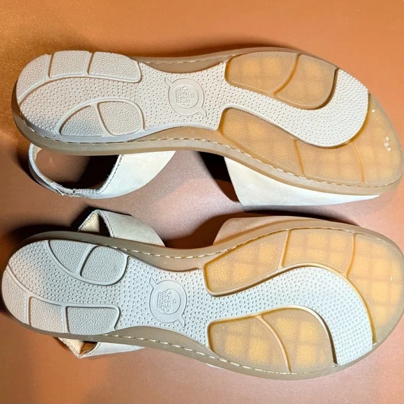Born Women's Beige Flats 10M - Picture 3 of 3
